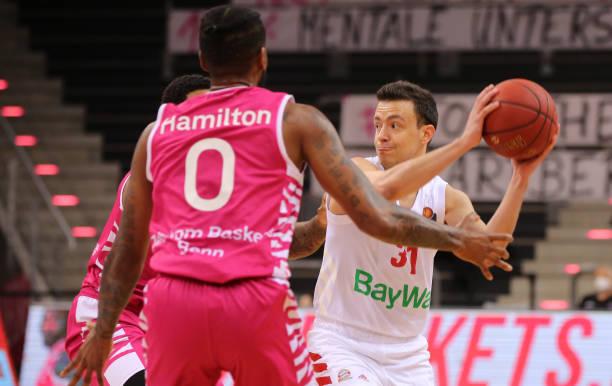 2分差距中 2分差距中