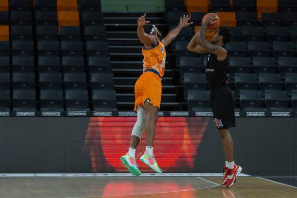 并结合中国 并结合中国