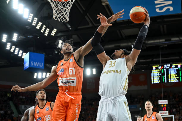 或许在新赛 或许在新赛